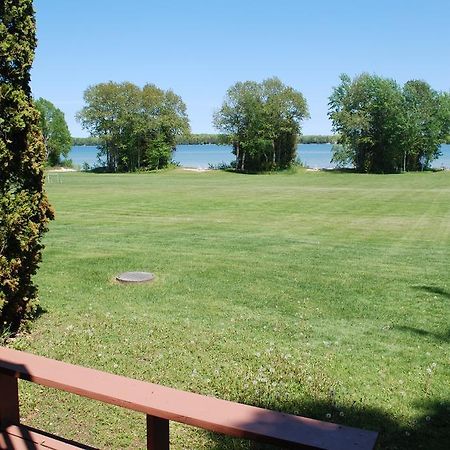 The Rushes Hotel Sturgeon Bay Buitenkant foto