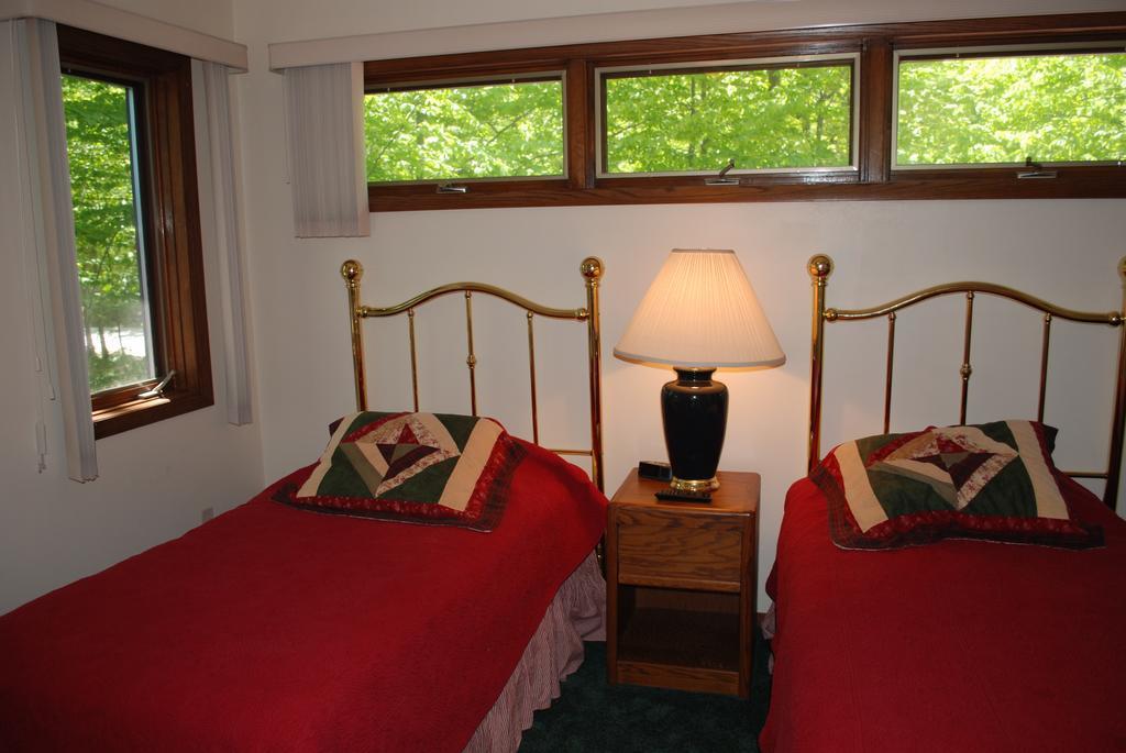 The Rushes Hotel Sturgeon Bay Buitenkant foto