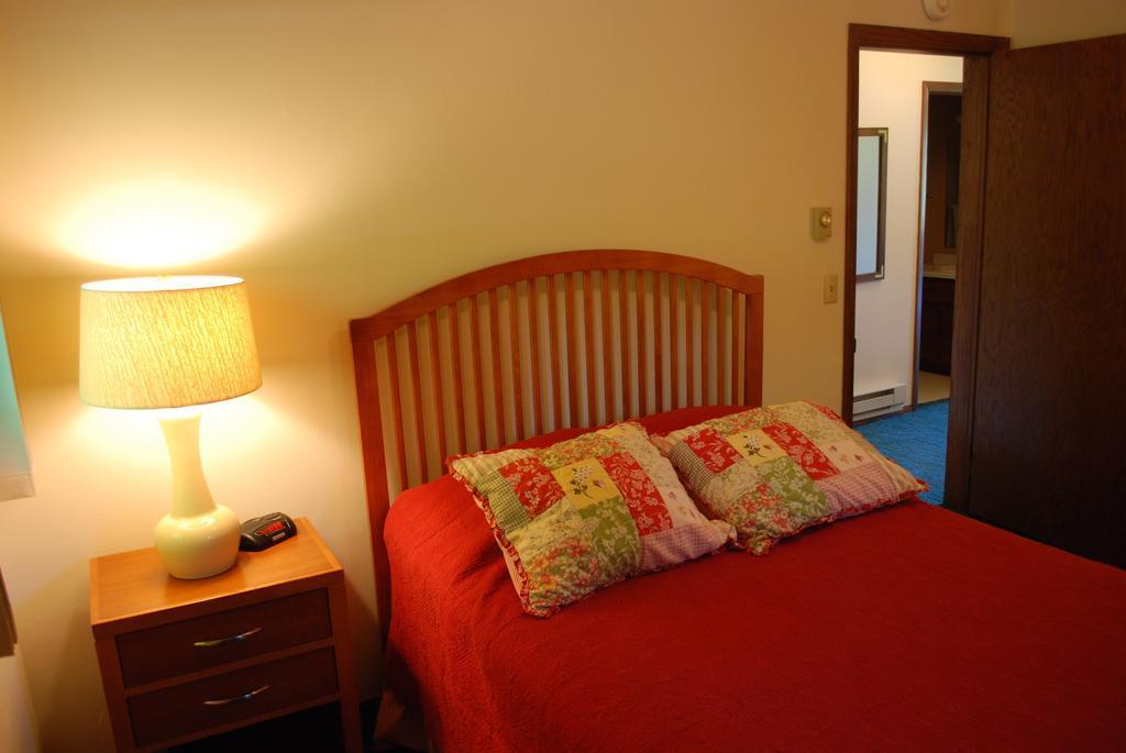 The Rushes Hotel Sturgeon Bay Buitenkant foto